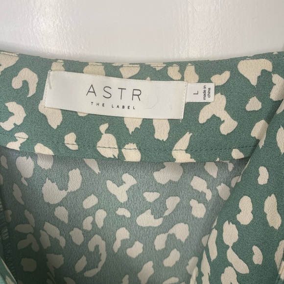 ASTR Button Detail wrap front camisole - Picture 3 of 7